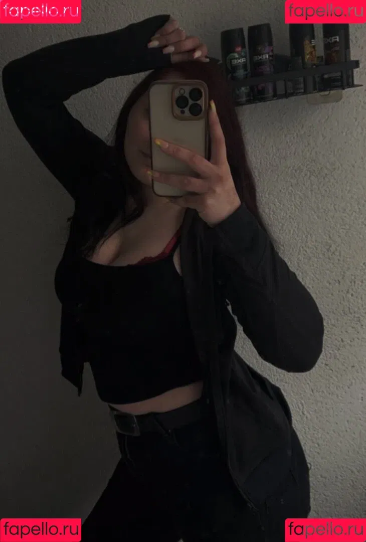 Nessi.rxh Onlyfans Photo Gallery 
