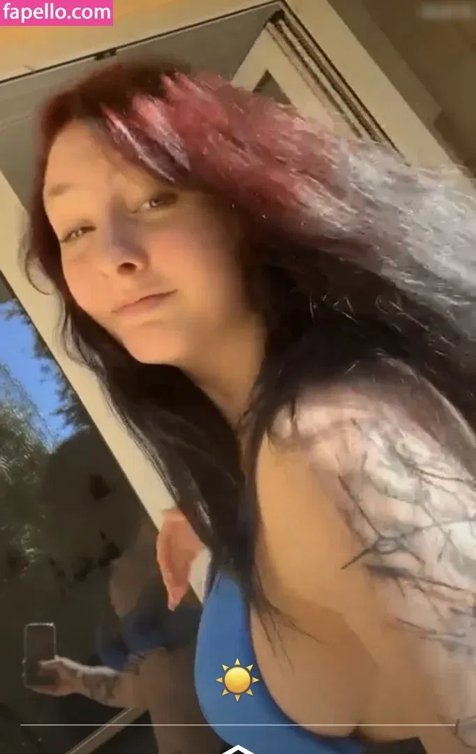 Nessi.rxh Onlyfans Photo Gallery 