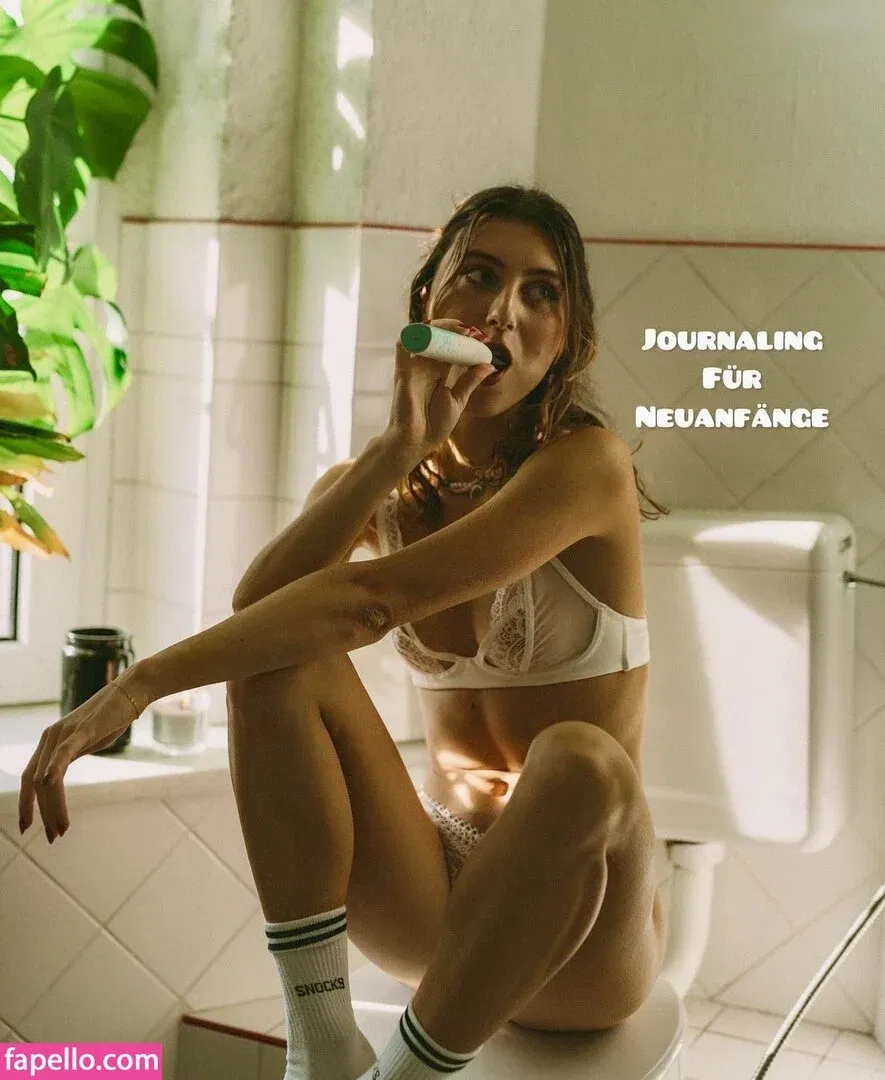 rebeccasbrow Onlyfans Photo Gallery 