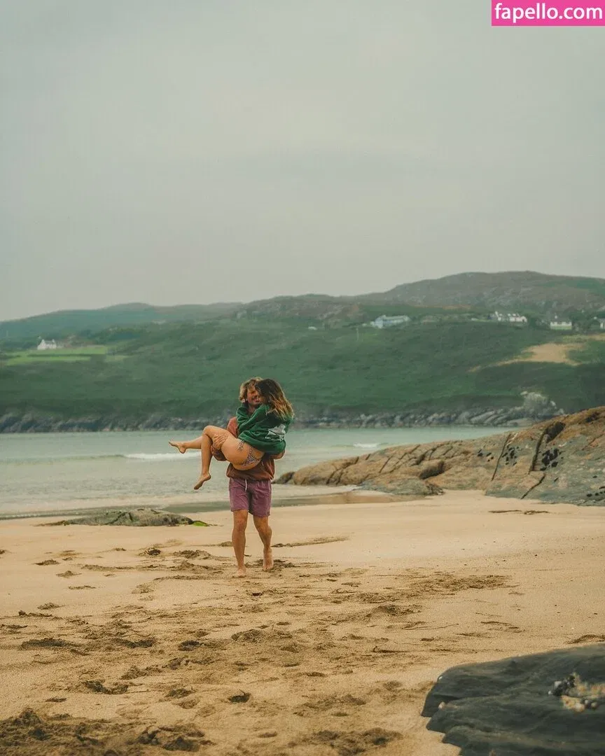 rebeccasbrow Onlyfans Photo Gallery 