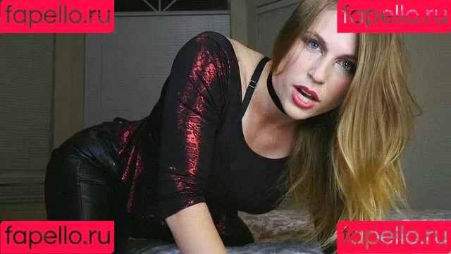 Xev Bellringer Onlyfans Photo Gallery 