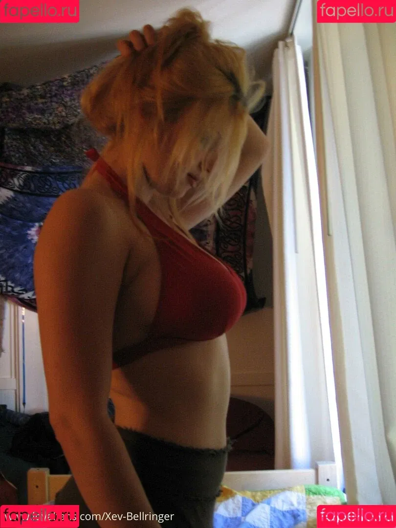 Xev Bellringer Onlyfans Photo Gallery 