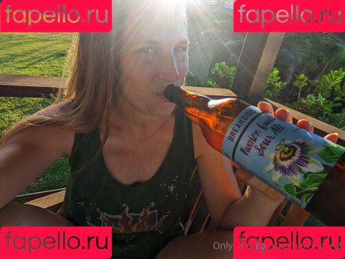 Xev Bellringer Onlyfans Photo Gallery 