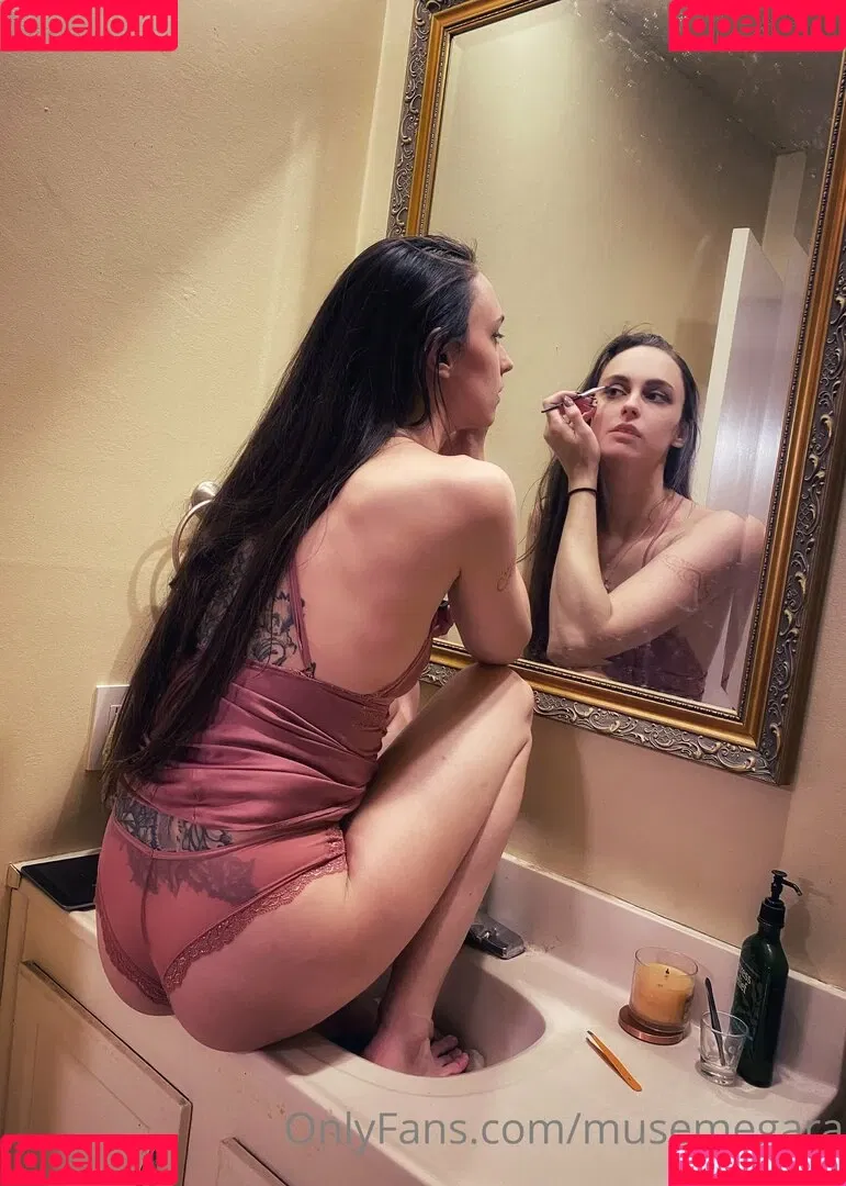 musemegara Onlyfans Photo Gallery 