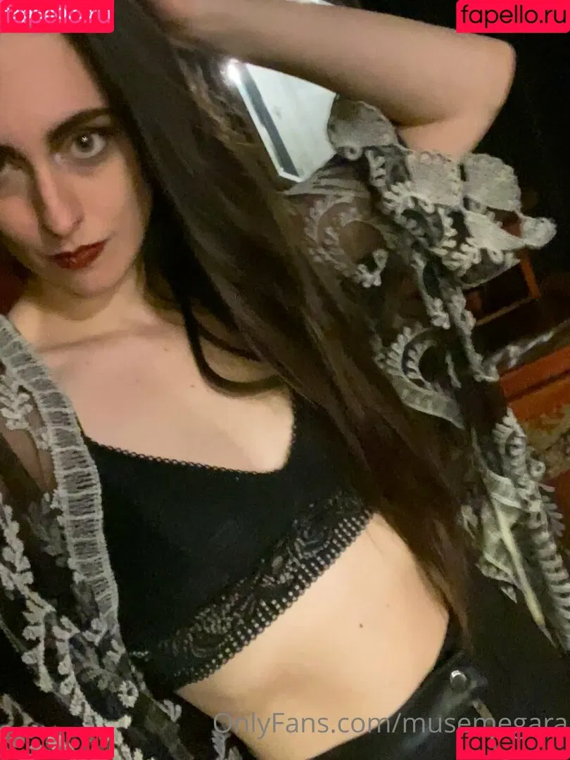 musemegara Onlyfans Photo Gallery 