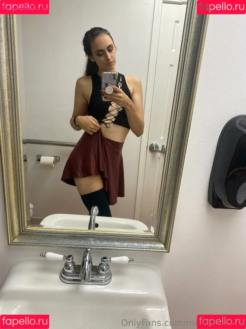 musemegara Onlyfans Photo Gallery 
