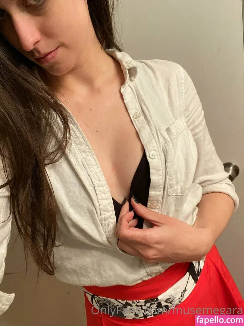 musemegara Onlyfans Photo Gallery 