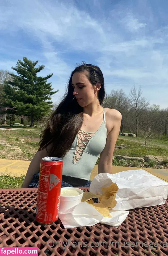 musemegara Onlyfans Photo Gallery 