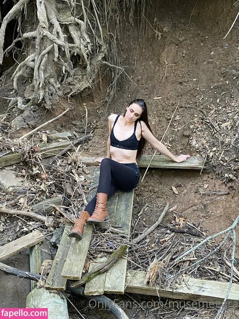 musemegara Onlyfans Photo Gallery 