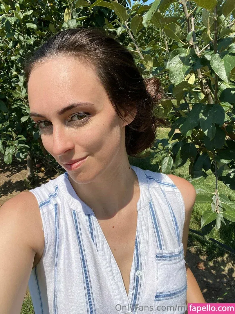 musemegara Onlyfans Photo Gallery 