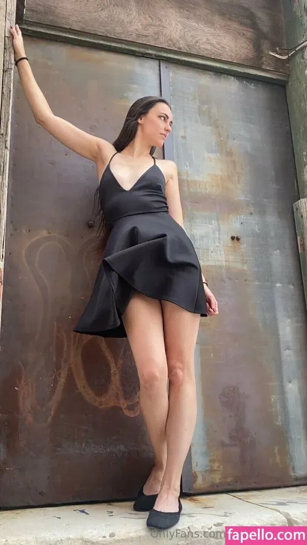 musemegara Onlyfans Photo Gallery 