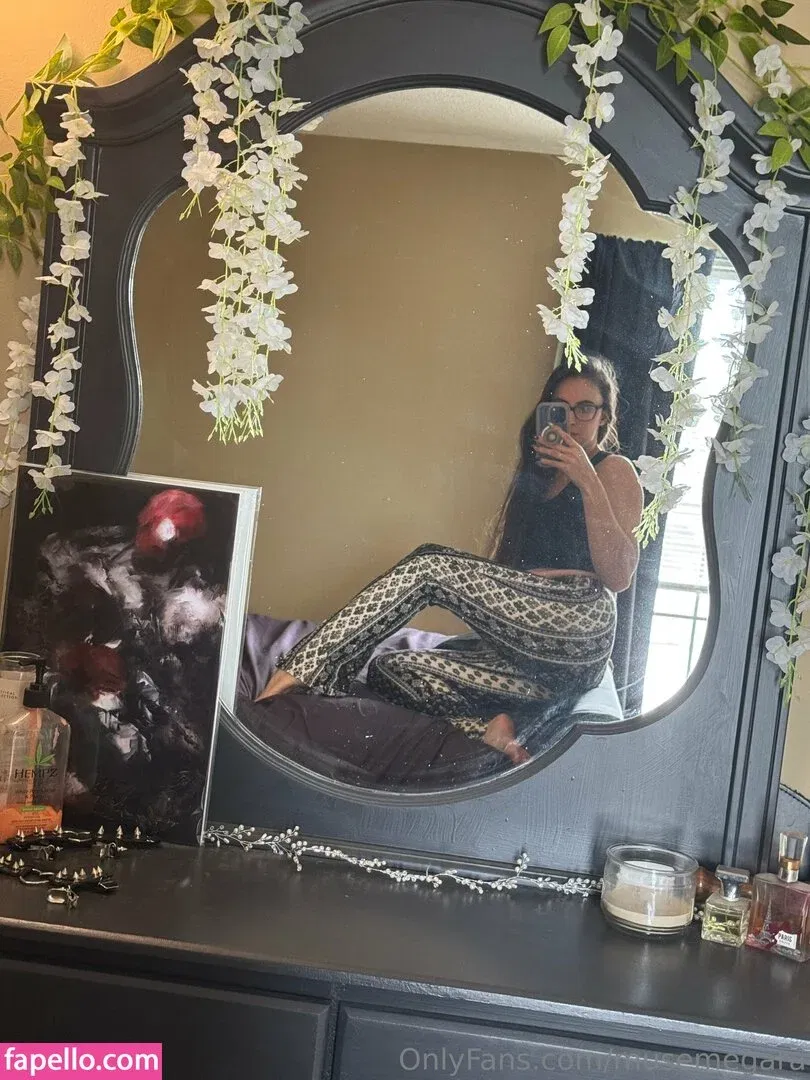 musemegara Onlyfans Photo Gallery 