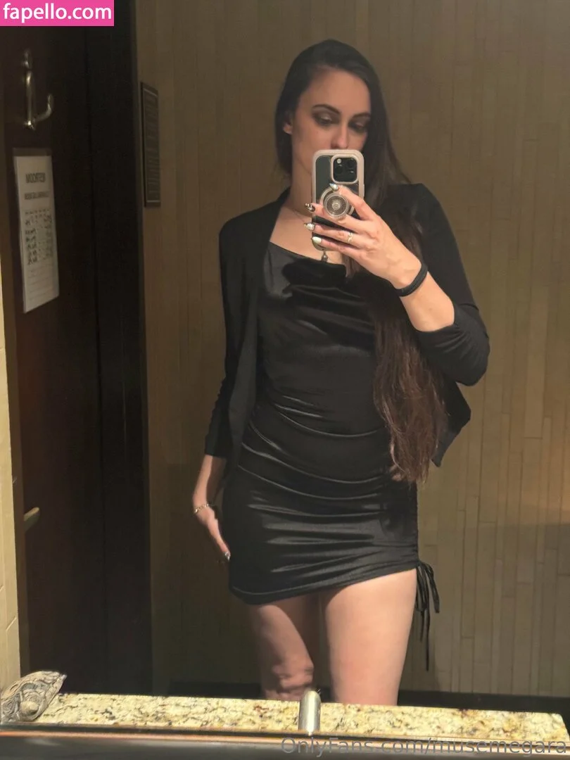 musemegara Onlyfans Photo Gallery 