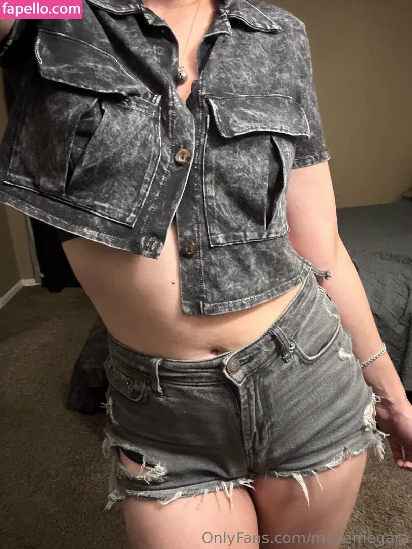 musemegara Onlyfans Photo Gallery 