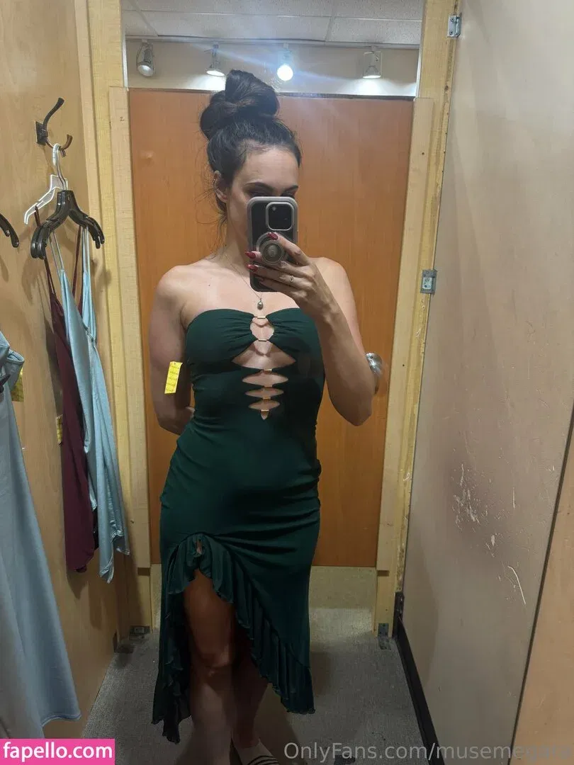 musemegara Onlyfans Photo Gallery 