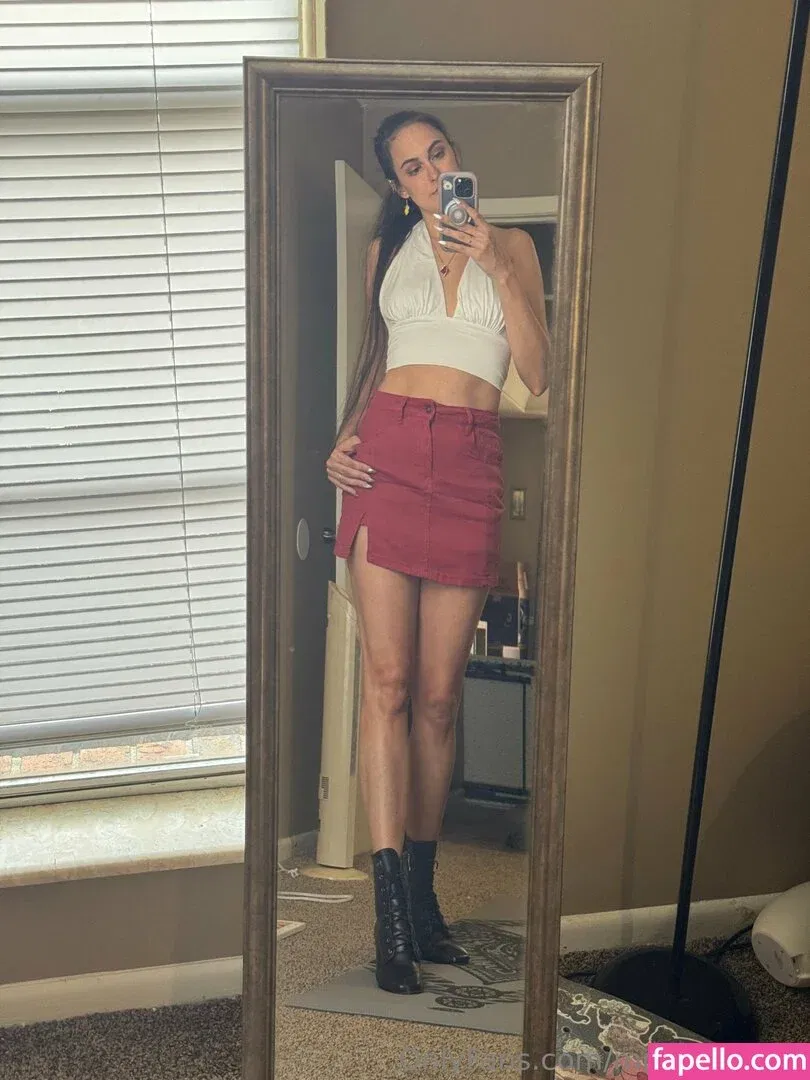 musemegara Onlyfans Photo Gallery 