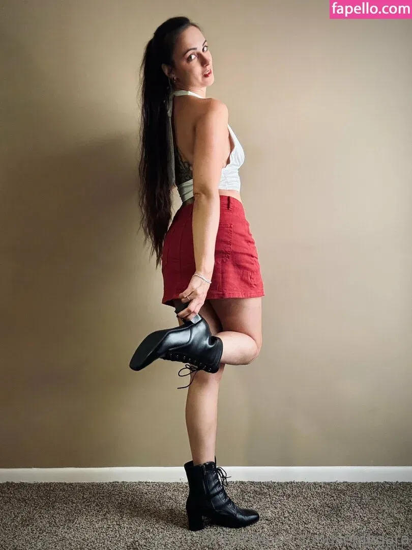 musemegara Onlyfans Photo Gallery 