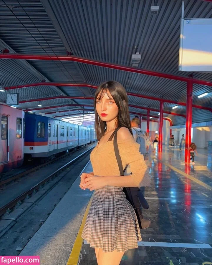 Valerya Salinas Onlyfans Photo Gallery 