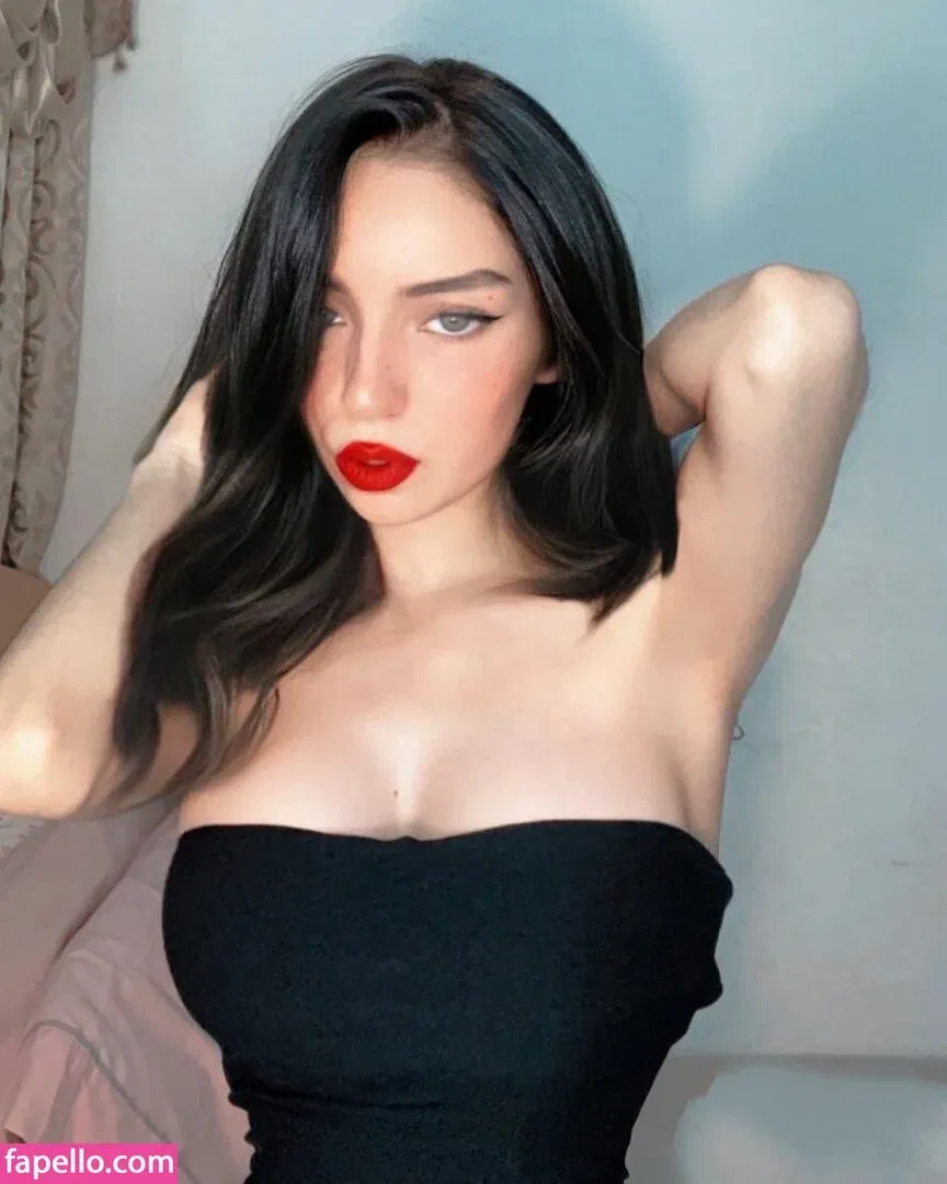 Valerya Salinas Onlyfans Photo Gallery 