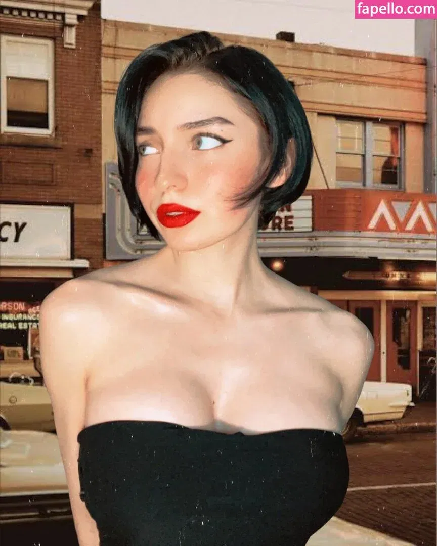 Valerya Salinas Onlyfans Photo Gallery 