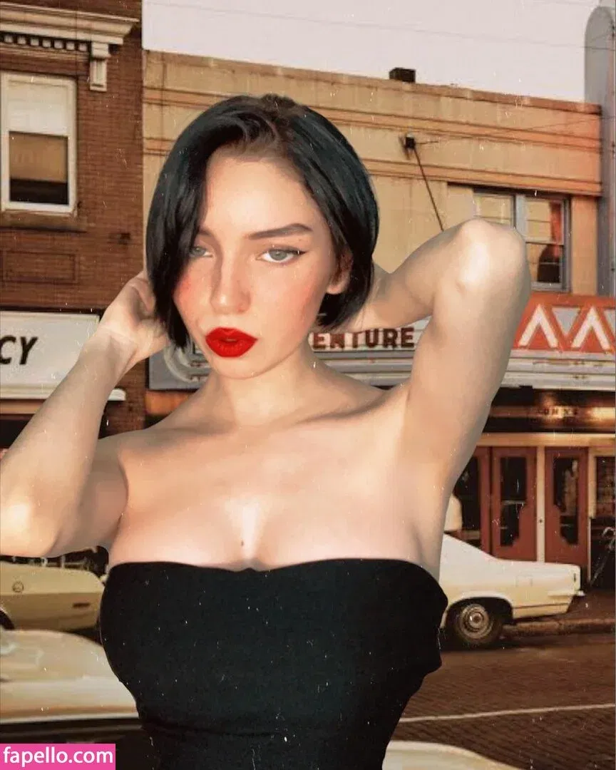 Valerya Salinas Onlyfans Photo Gallery 