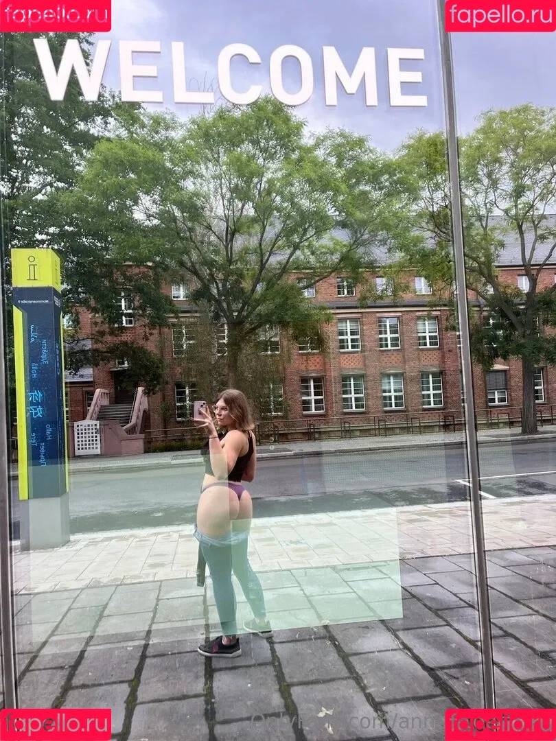 Anne Stötzner Onlyfans Photo Gallery 