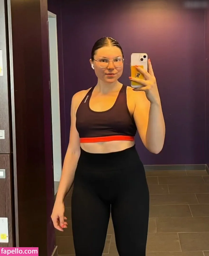 Anne Stötzner Onlyfans Photo Gallery 