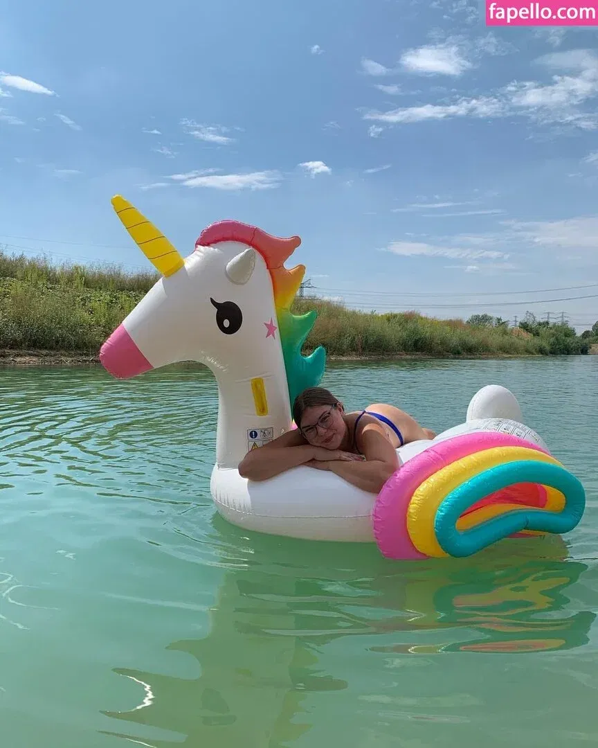 Anne Stötzner Onlyfans Photo Gallery 