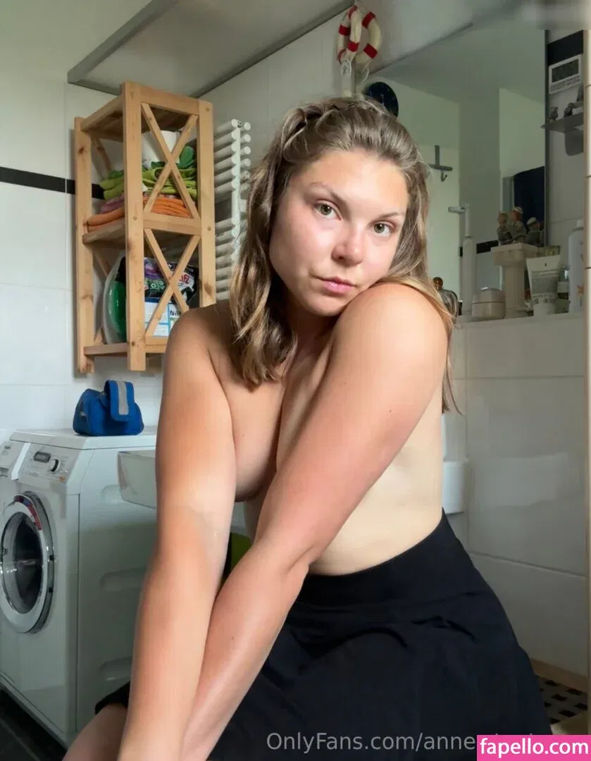 Anne Stötzner Onlyfans Photo Gallery 