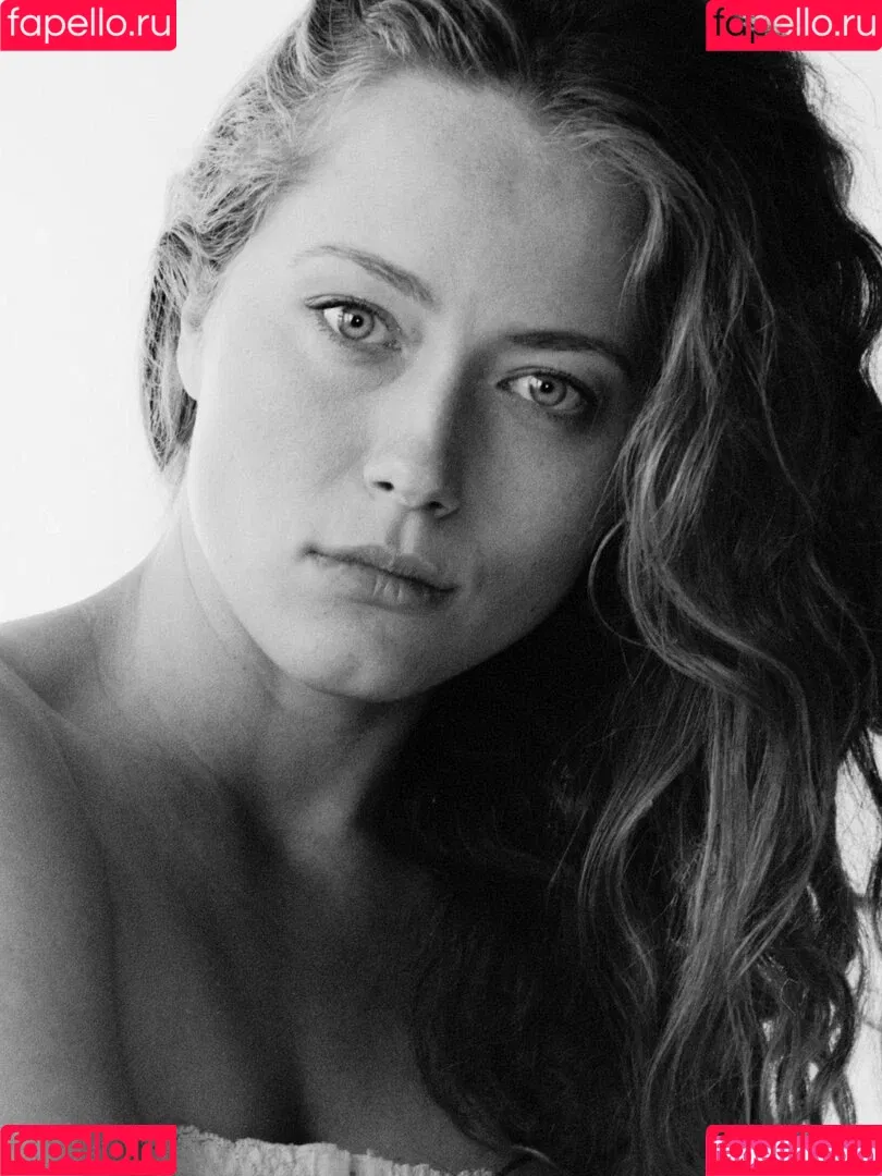 Henessi Schmidt Onlyfans Photo Gallery 