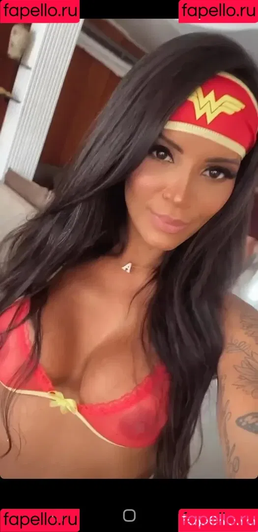 Aline Carvalho Onlyfans Photo Gallery 