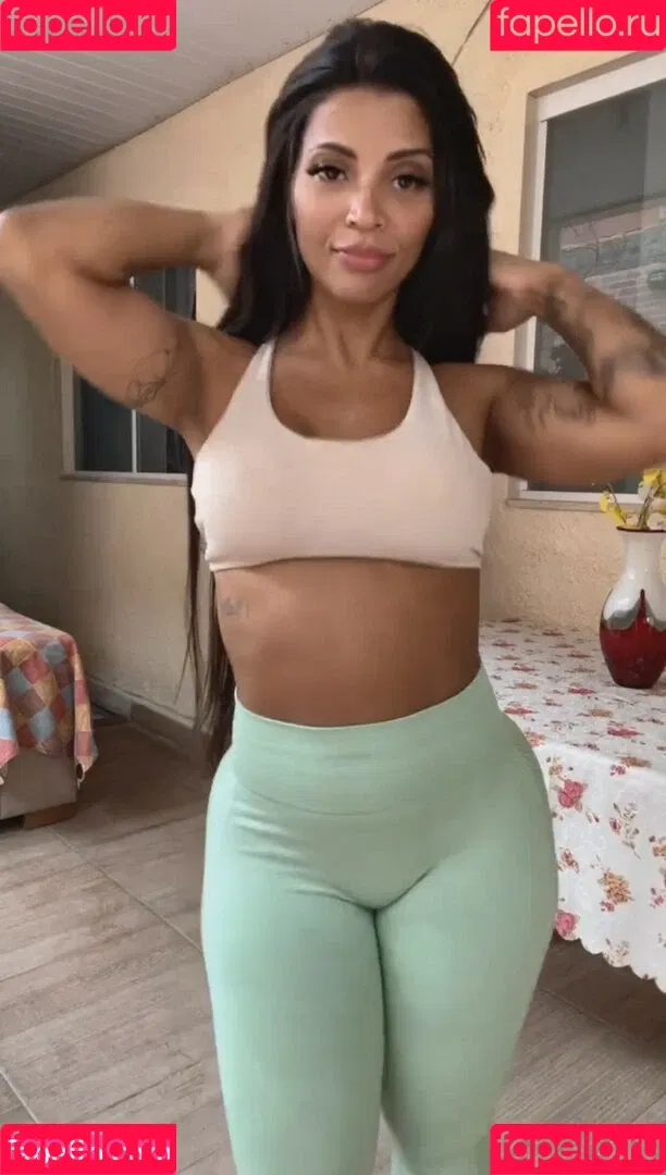 Aline Carvalho Onlyfans Photo Gallery 