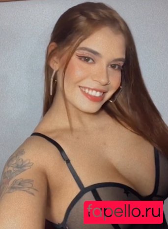 Aline Carvalho Nude Onlyfans Photo 4