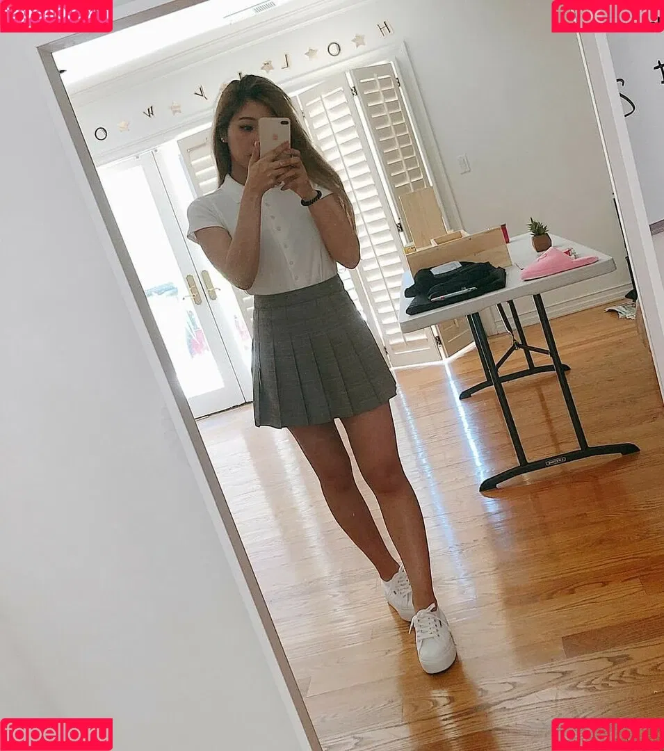 YoonHyoonAikuros Onlyfans Photo Gallery 