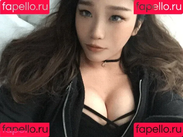 YoonHyoonAikuros Onlyfans Photo Gallery 