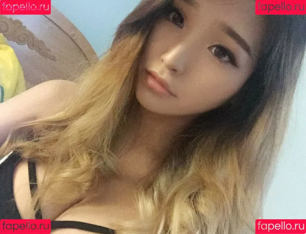 YoonHyoonAikuros Onlyfans Photo Gallery 