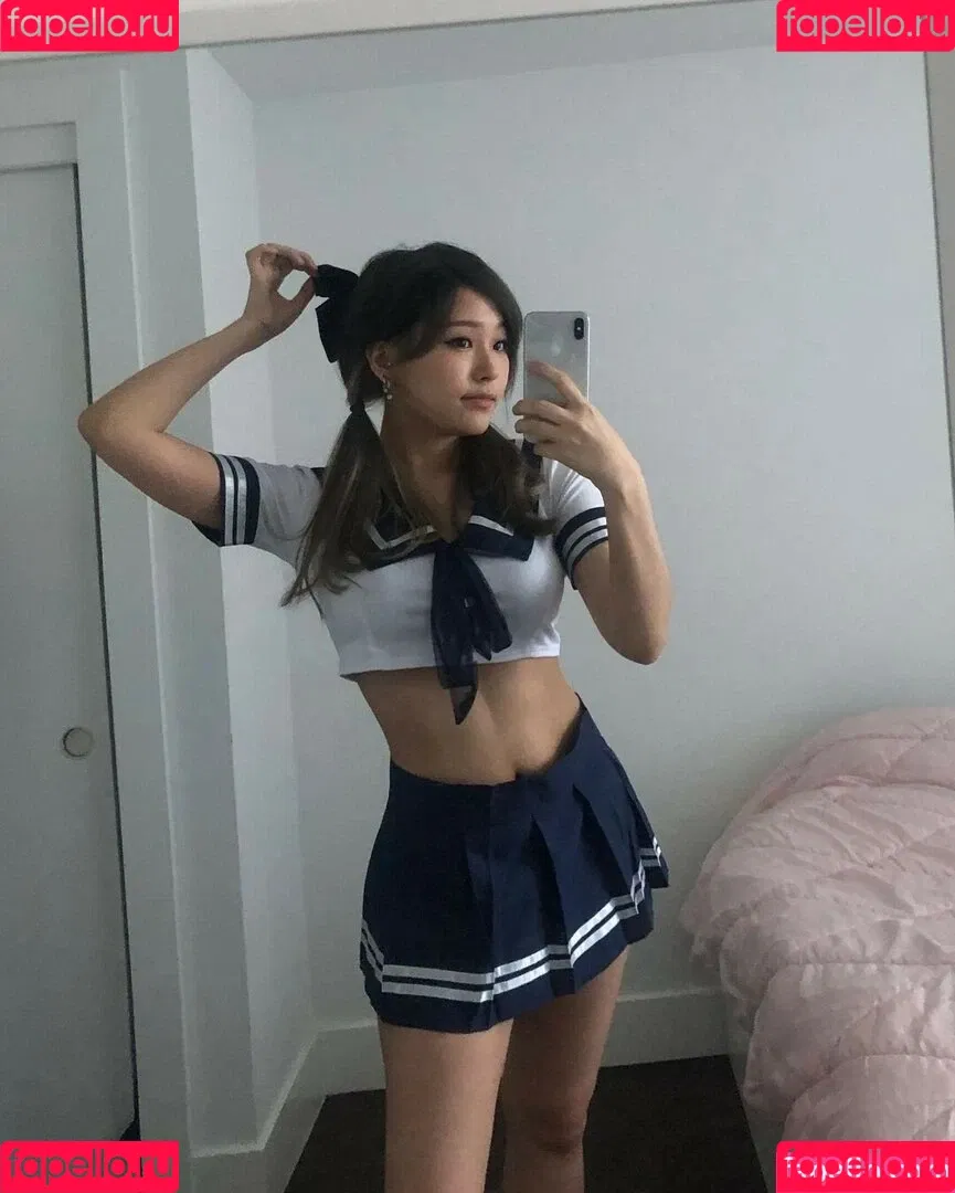 YoonHyoonAikuros Onlyfans Photo Gallery 
