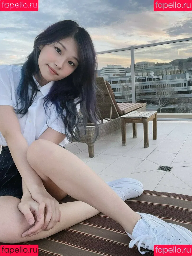 YoonHyoonAikuros Onlyfans Photo Gallery 