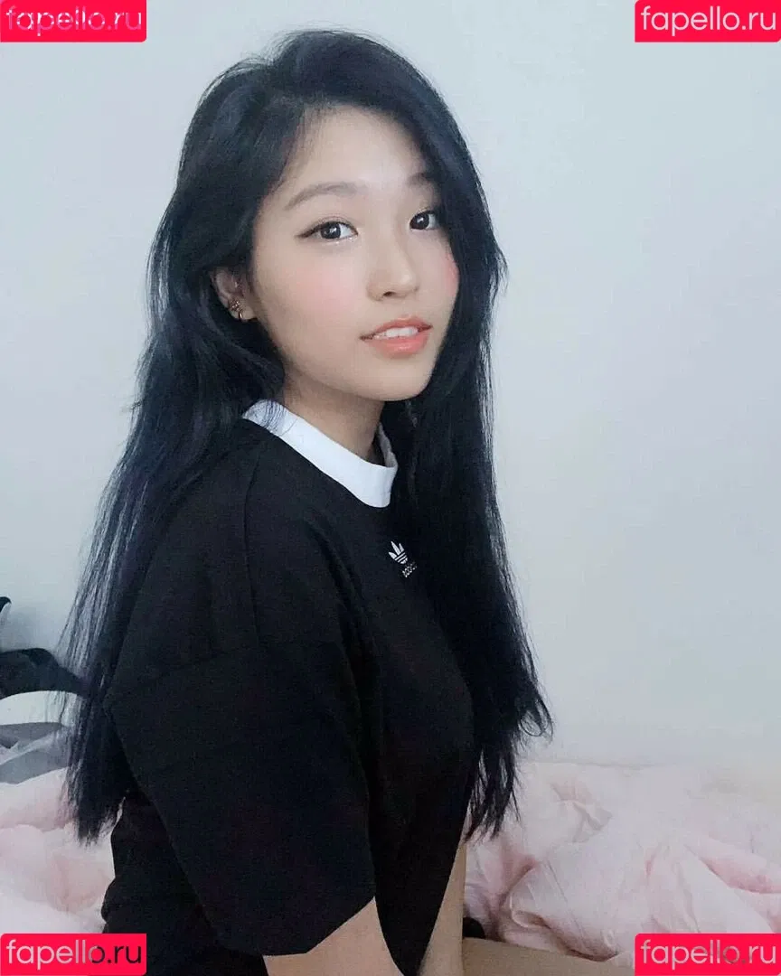YoonHyoonAikuros Onlyfans Photo Gallery 