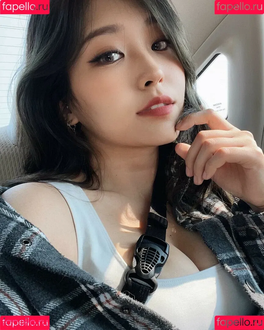 YoonHyoonAikuros Onlyfans Photo Gallery 