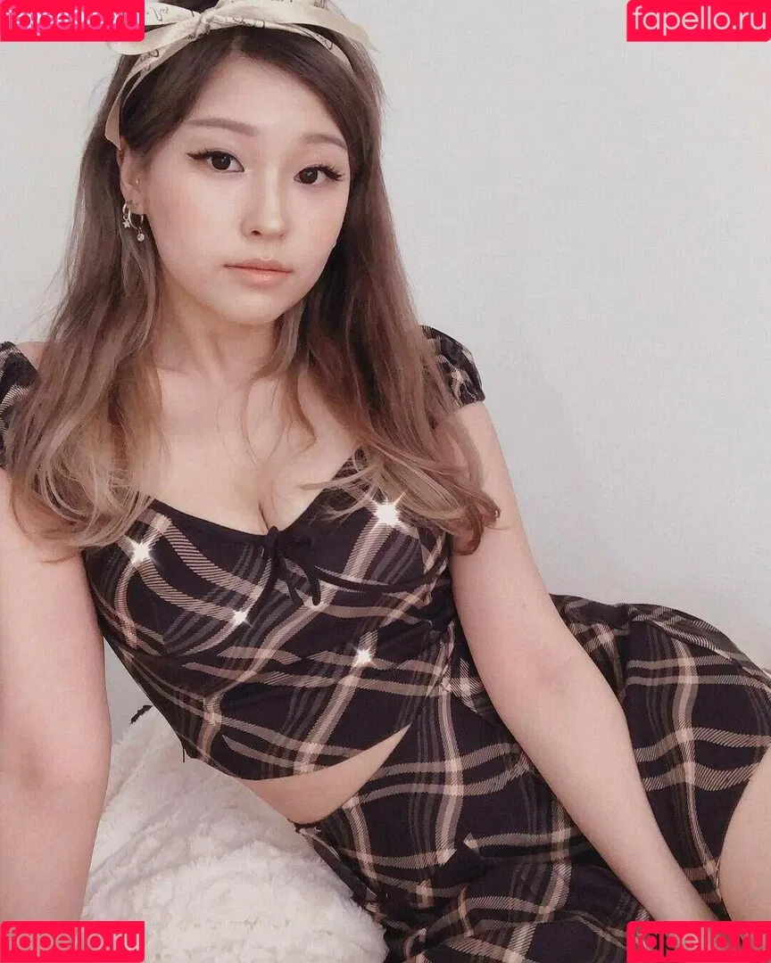 YoonHyoonAikuros Onlyfans Photo Gallery 