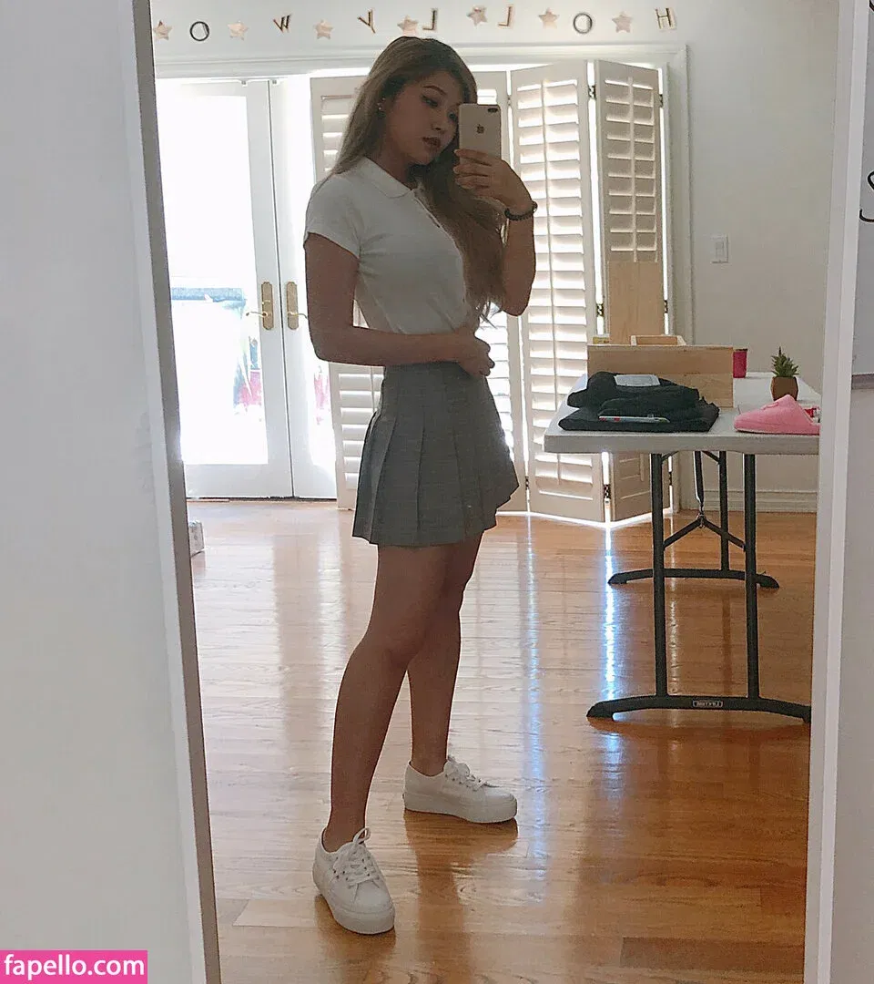 YoonHyoonAikuros Onlyfans Photo Gallery 