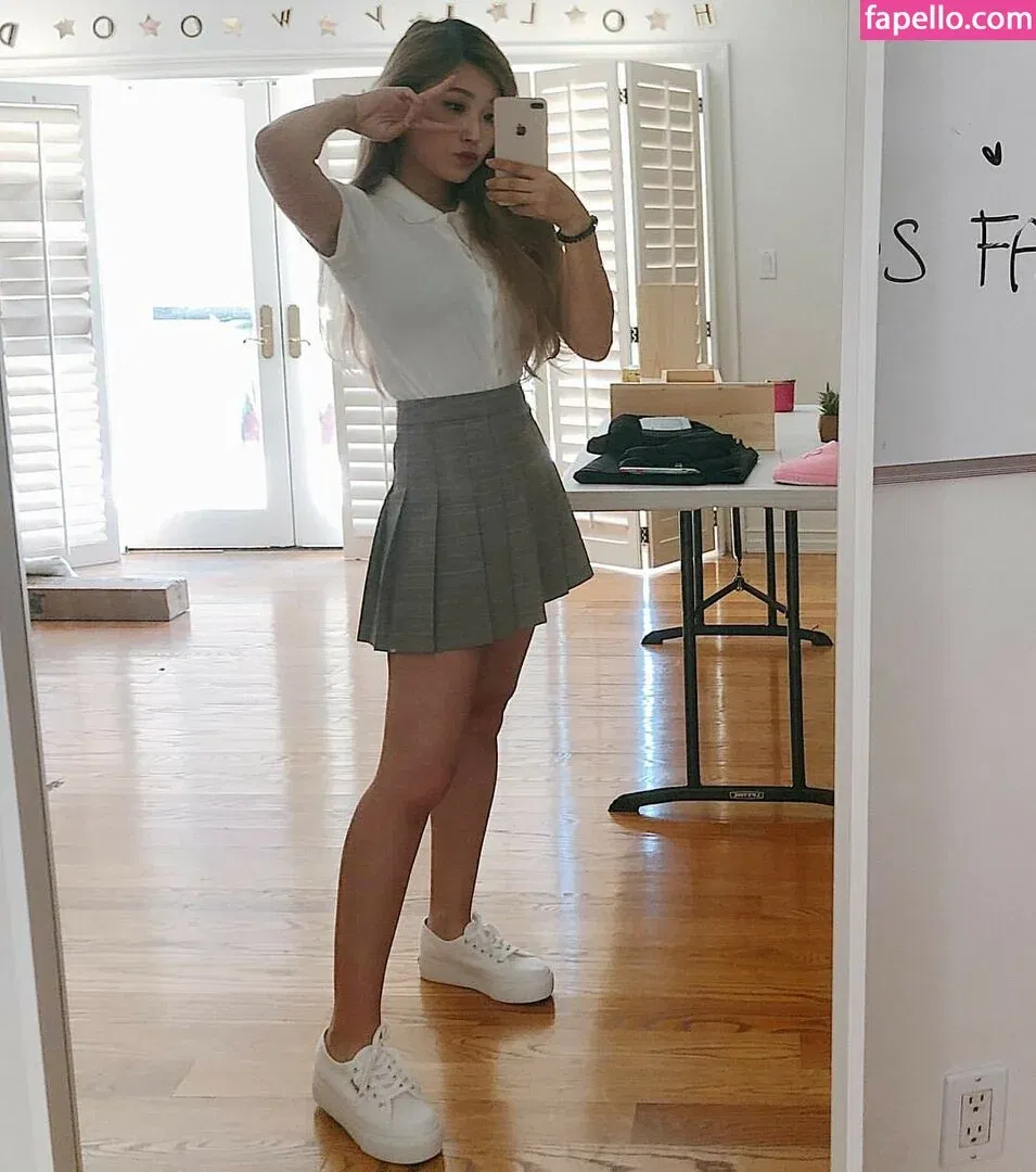 YoonHyoonAikuros Onlyfans Photo Gallery 