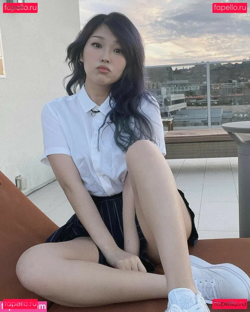 YoonHyoonAikuros Onlyfans Photo Gallery 