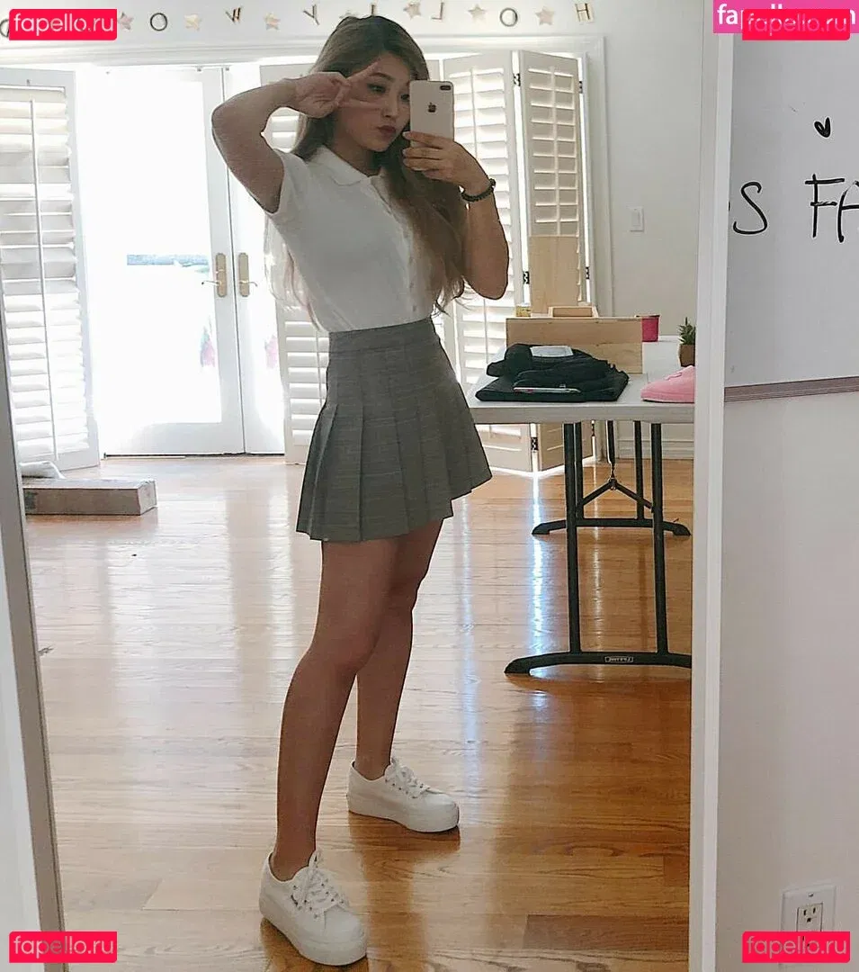 YoonHyoonAikuros Onlyfans Photo Gallery 