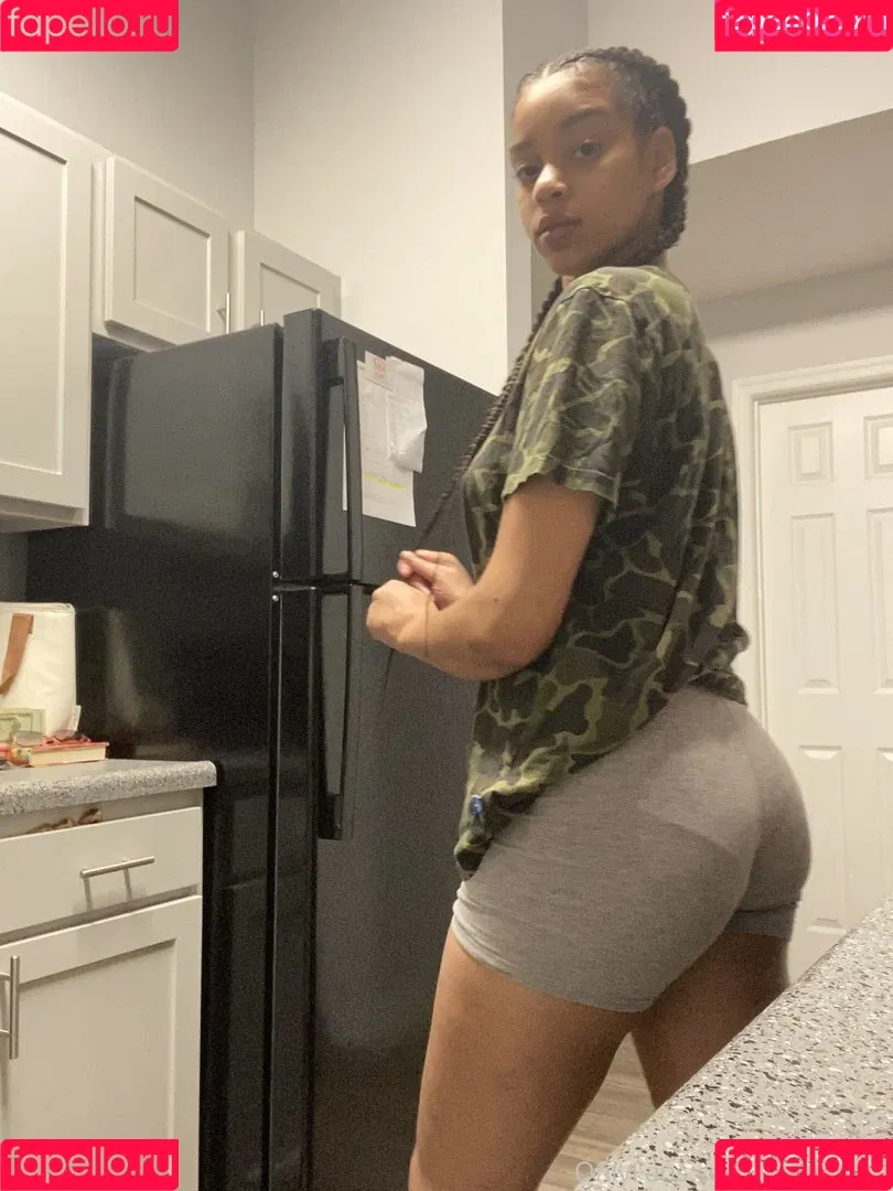 Juicyyyjaye Onlyfans Photo Gallery 