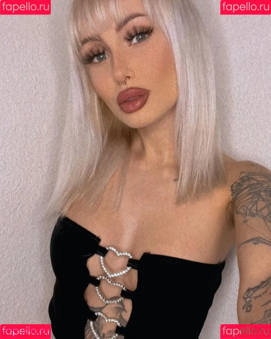 lenaxfz Onlyfans Photo Gallery 