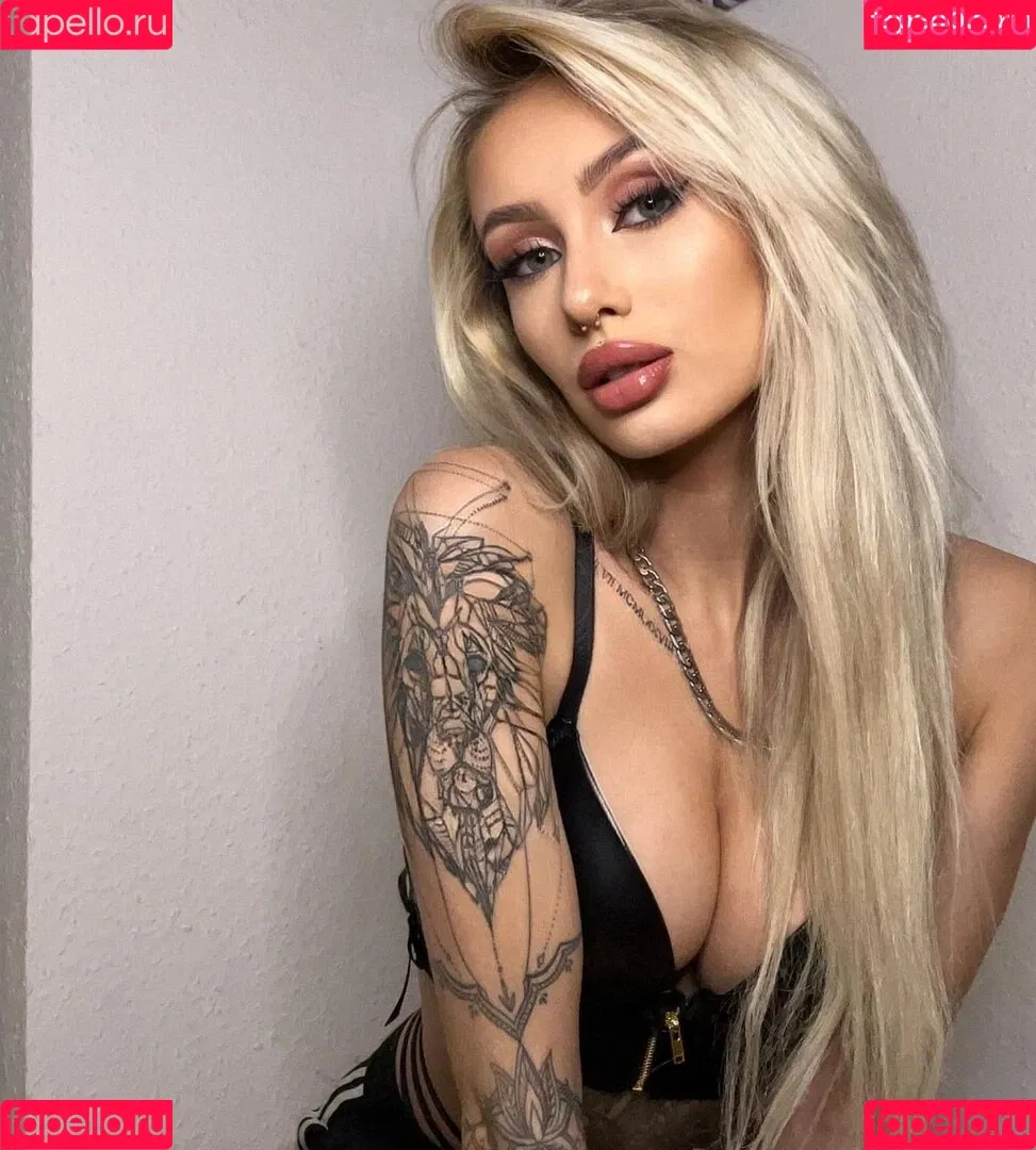 lenaxfz Onlyfans Photo Gallery 