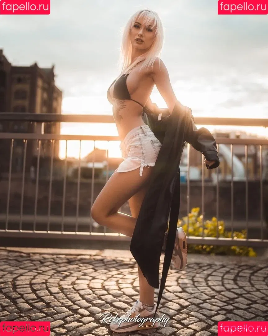 lenaxfz Onlyfans Photo Gallery 