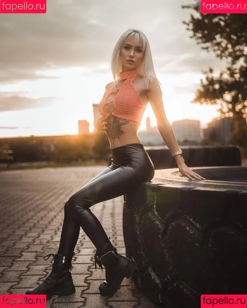 lenaxfz Onlyfans Photo Gallery 